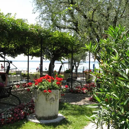 فندق Giardino 3*