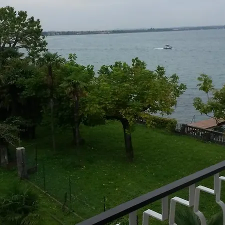 فندق Giardino سيرمِيوني