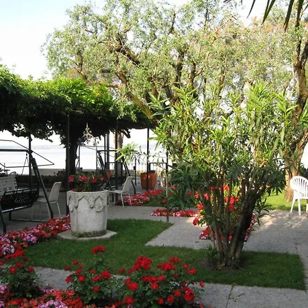Giardino سيرمِيوني