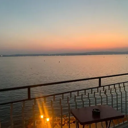 Giardino فندق سيرمِيوني