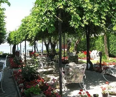 فندق Giardino سيرمِيوني