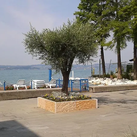 Giardino سيرمِيوني