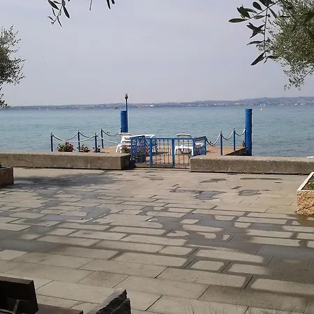 Giardino 3* سيرمِيوني